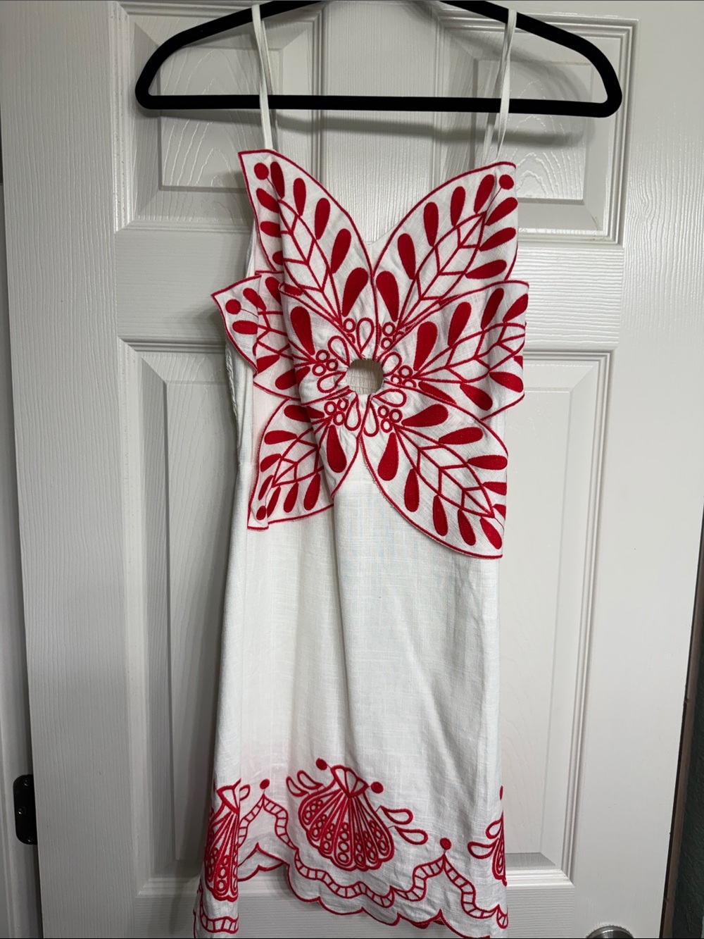 Fate White Mini Dress with Red Floral Appliqué